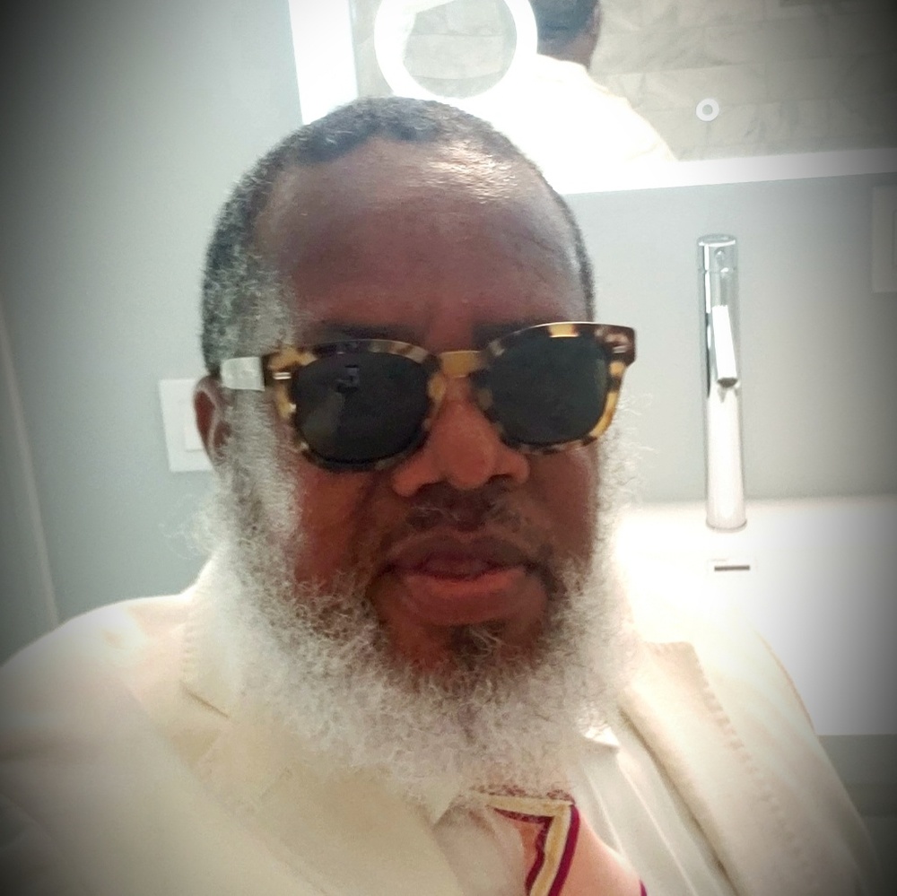 Meet your Posher, Edwin